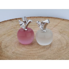 necklace white apple